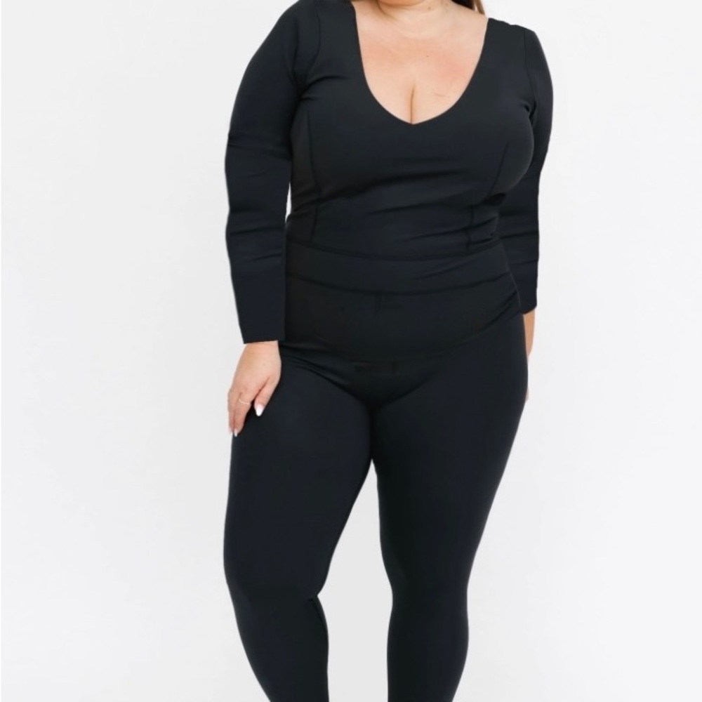 Smash + Tess romper NWT